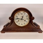 Pendule met gongslag, noten AER268 Pendule met gongslag, noten AER268