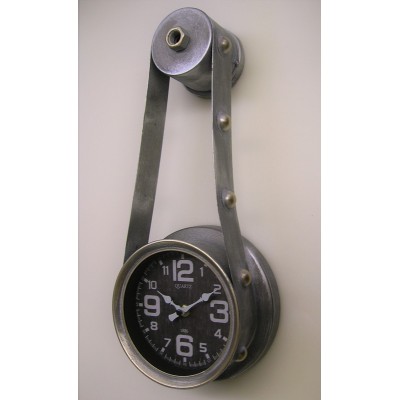 Wandklokje industrieel metaal CB311