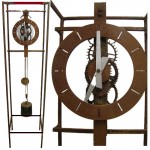 Torenuurwerk in metalen frame, industrieel